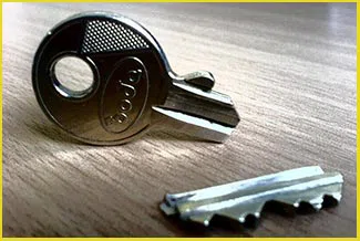 Morris Plains Locksmith Service Morris Plains, NJ 862-242-1187 - 14-66-broken-key